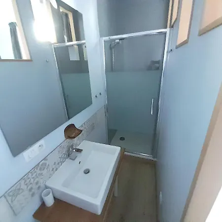 Ensoleille Et Calme A Quay Portrieux 35 M² Parking Apartman *
